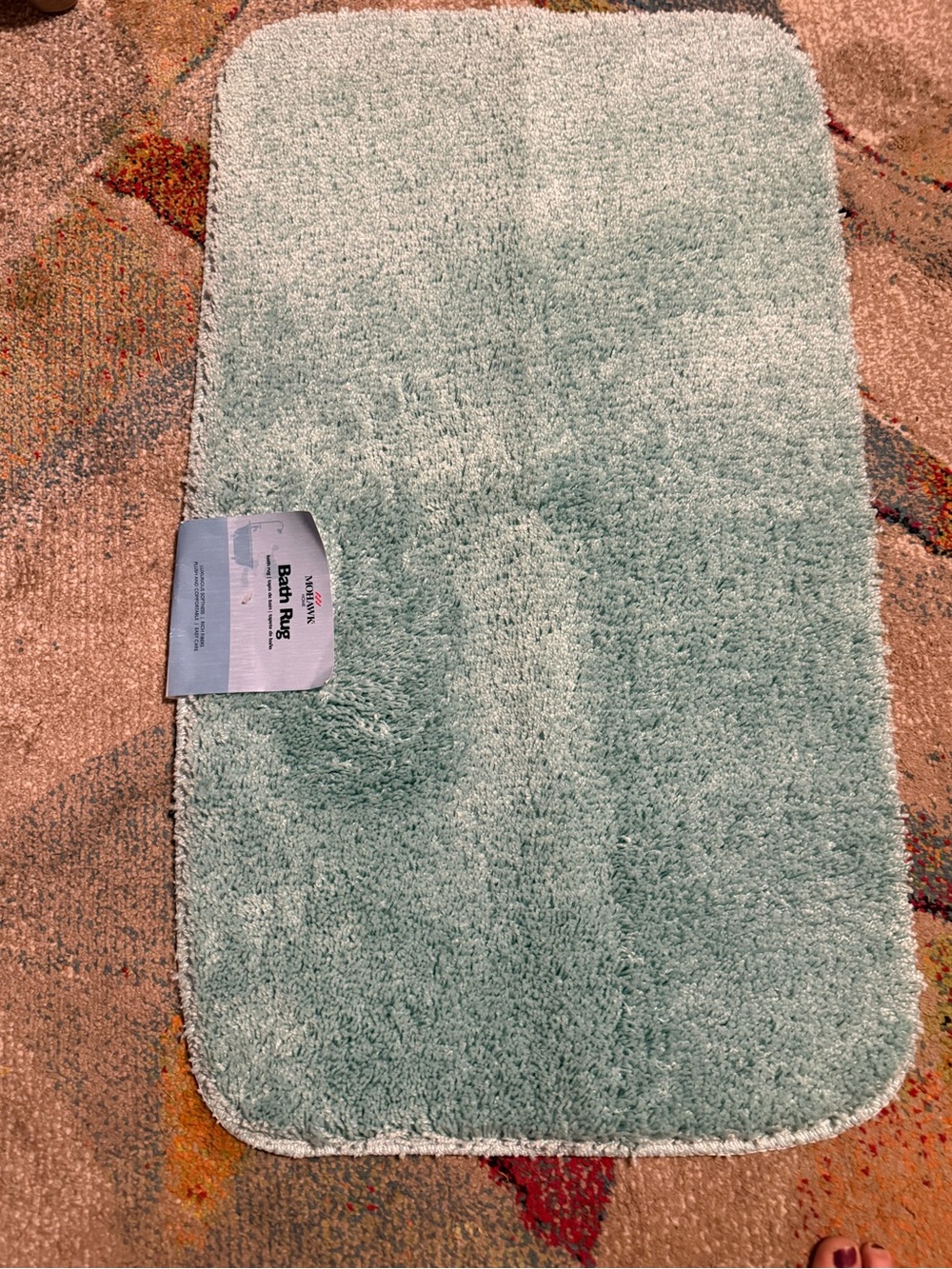 New - Bath mat Seafoam Green Mohawk brand - 23”x59”